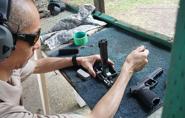 急きょ現場でリアサイト調整