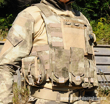 TP プレートキャリア ベスト