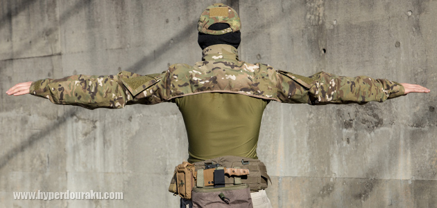 首、肩、腕部のみをカバー