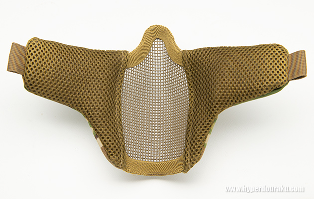 金属メッシュでカバー