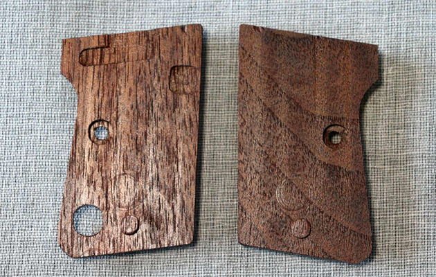 純正品のウェイトの取り付けはできません