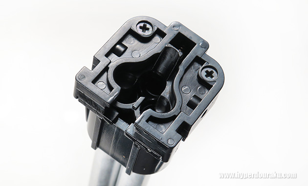 チェンバー部の２ヶ所のネジ