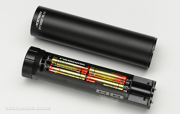 単四電池4本で駆動