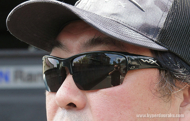 幅広で頰が厚い顔