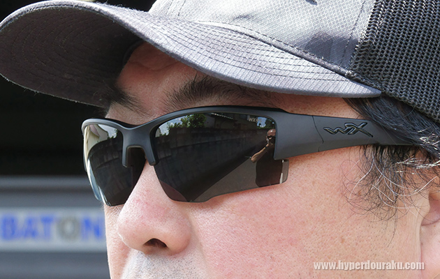 オルタナティヴを装用