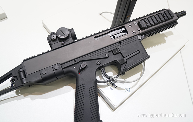 専用のマガジン