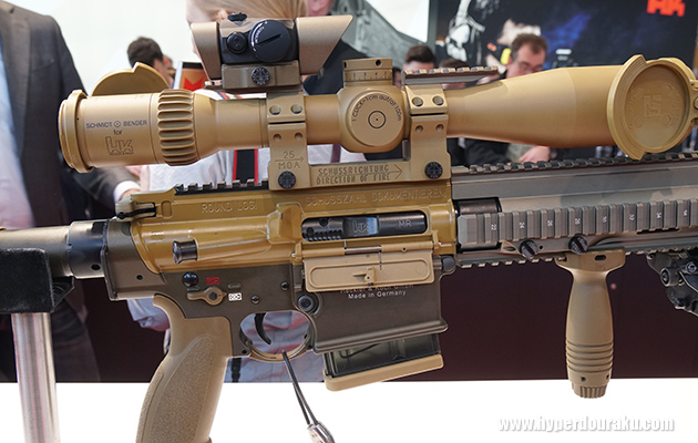 SCHMIDT BENDERのスコープ