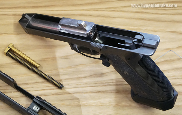 バレルはロアフレームに固定