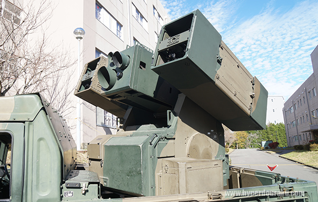 8発のミサイルを搭載