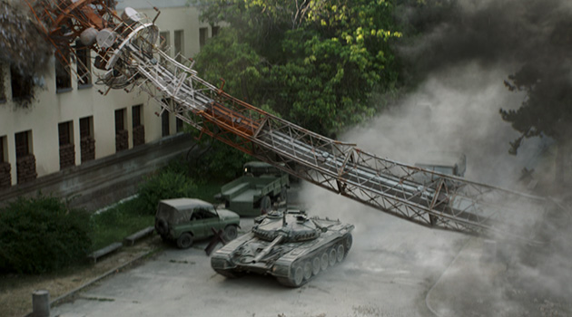 街を破壊しながら大爆走