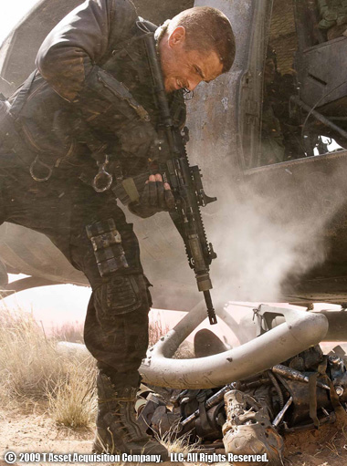 HK416を構えるジョン・コナー