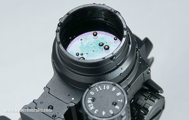 接眼レンズにも「ロータスコーティング」