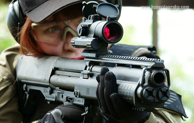 耐衝撃性能はナント800Gクラス!