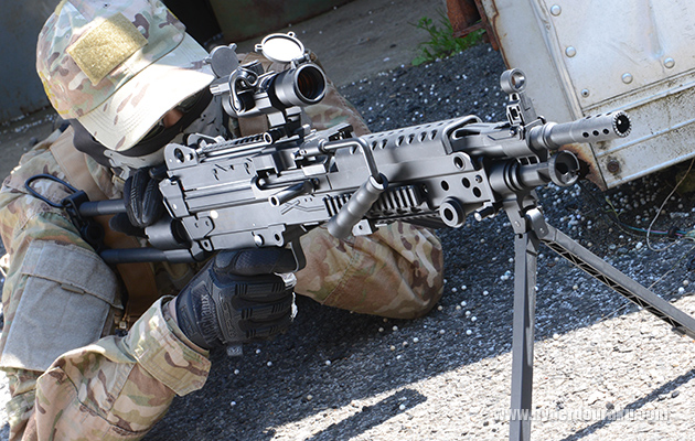 分隊支援火器にも似合う!