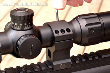 ネジを締め付ける