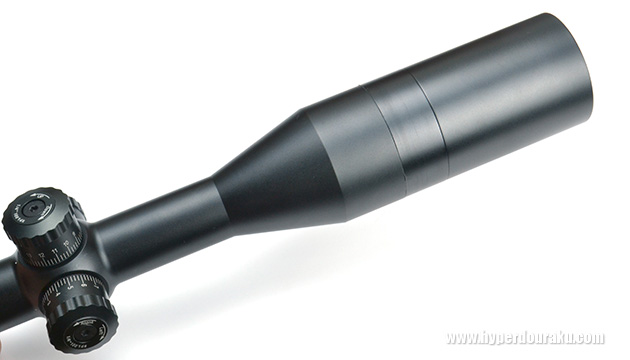 大型のスコープがさらに長く