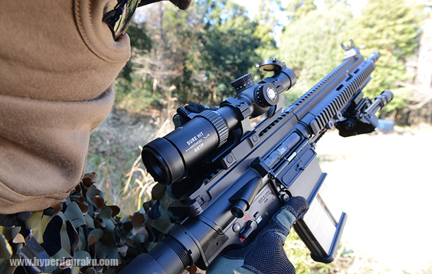 グローブ着用時でも素早い変倍が可能