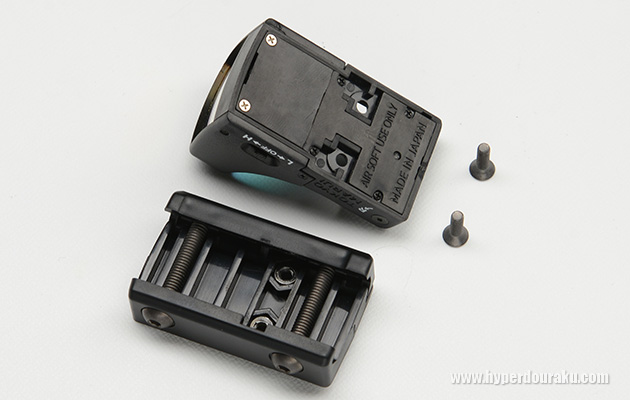 マウントベースを分解