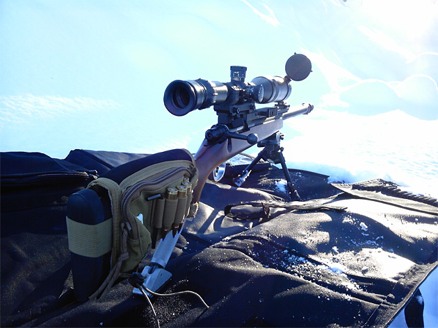 冬季狙撃訓練中。