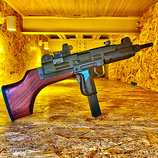 イスラエルの守護神-銃 UZI