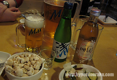 夜も更けつつ、酒も進んで