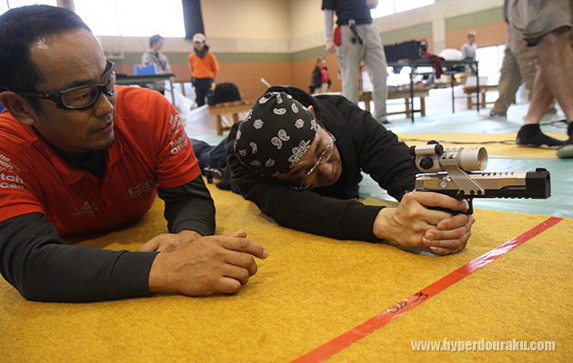 ベテランシューターのミズタニ テツヤさん