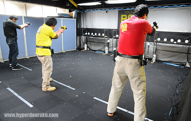 6枚のプレートに対面