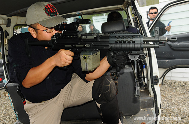 マシンガンはもちろんフルオートオンリー