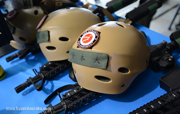 ヘルメットを装着しなければならない