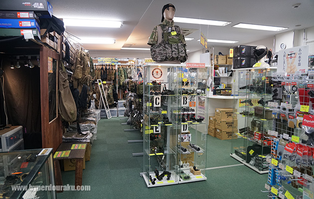 マルイのハンドガンや光学機器類