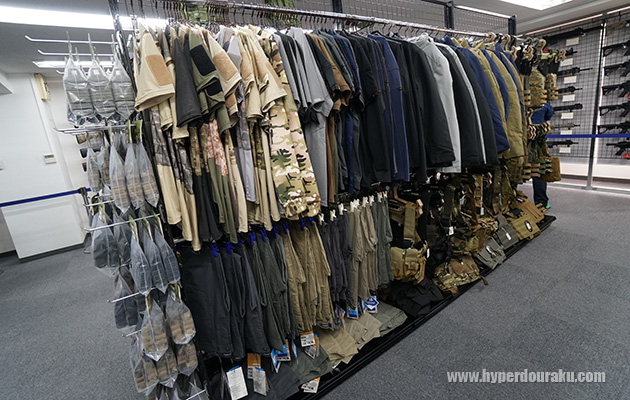 ウェア類のコーナー