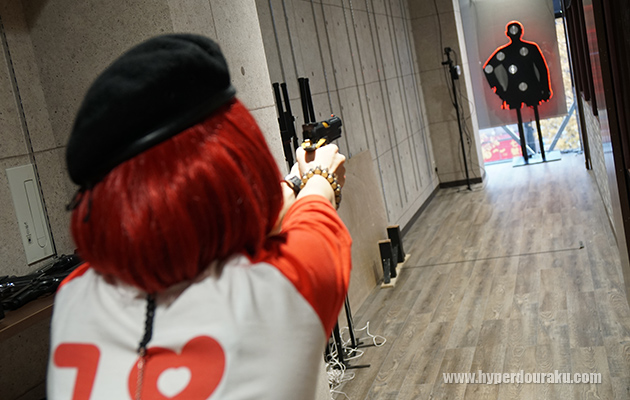 光るターゲットを撃て