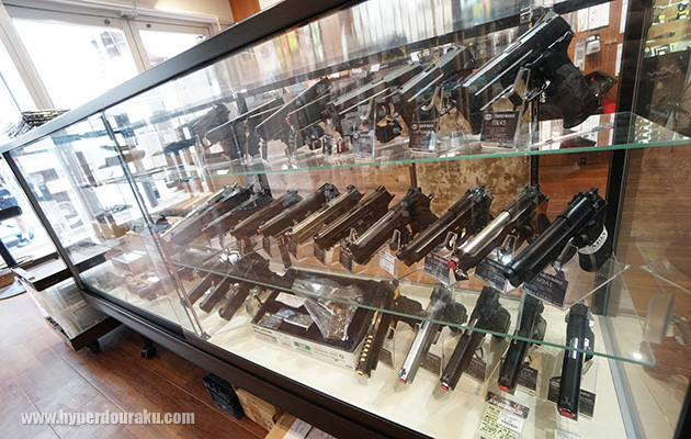 東京マルイのガスブローバックハンドガン