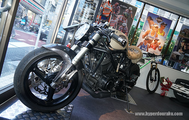 ESSオリジナルカスタムのバイク