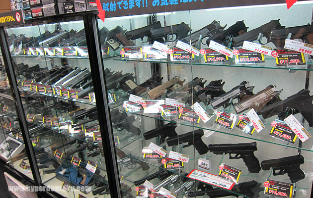 ハンドガンのショーケース