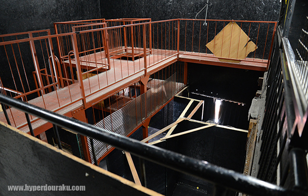 2階部分はキャットウォークのよう