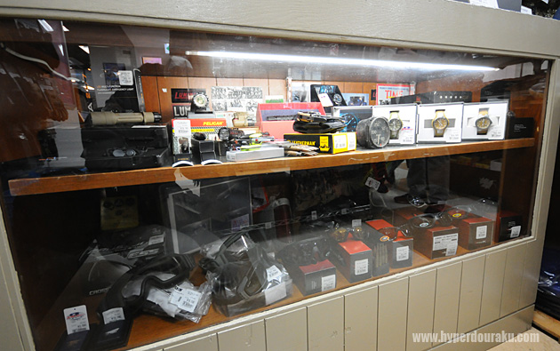 Niteの腕時計 シュアファイア