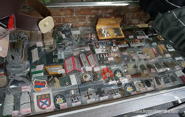 肩章、インシグニア