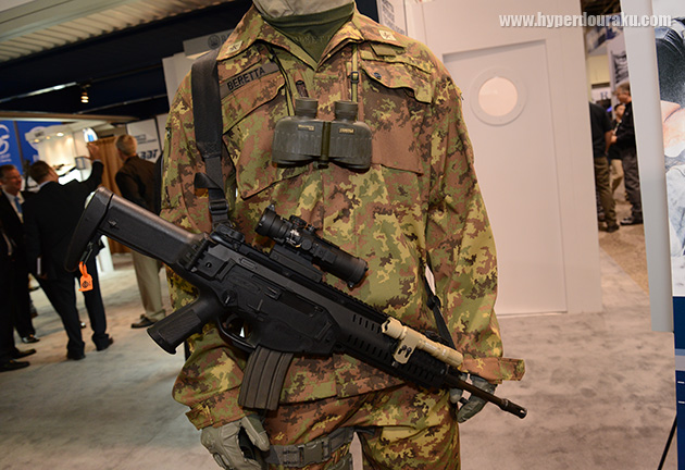 イタリア陸軍のデジタルウッドランド迷彩にARX100