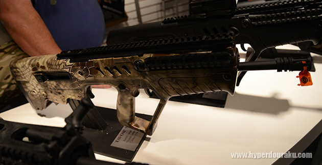 ハイランダーカモフラージュ柄のレシーバー