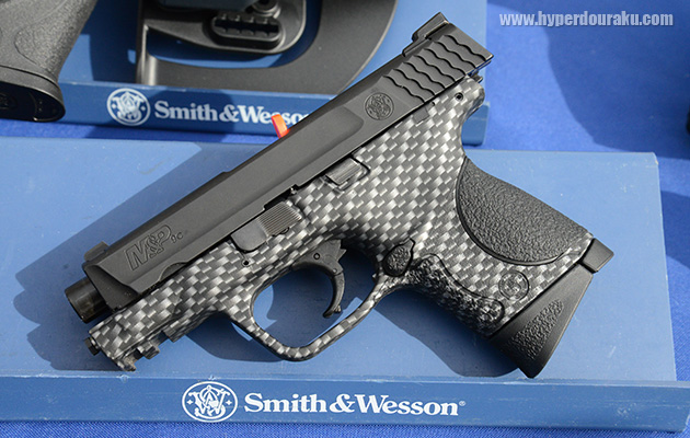 M&P9コンパクトのカーボンフィニッシュ