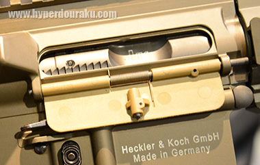 エジェクションポートカバー