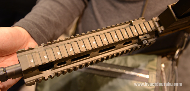 レールハンドガードの下面