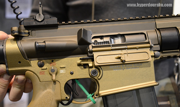 レシーバー右側面