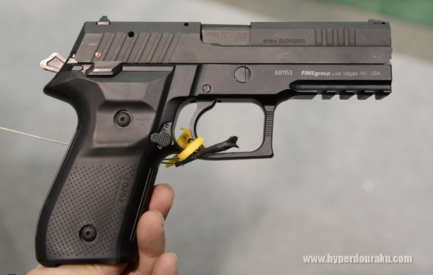 口径9mm、装弾数17発