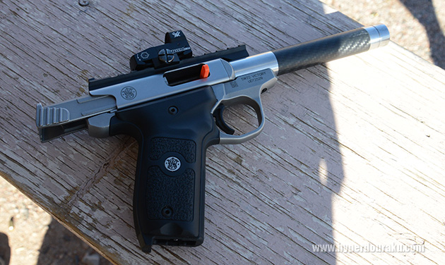 S&WのSW22ビクトリー