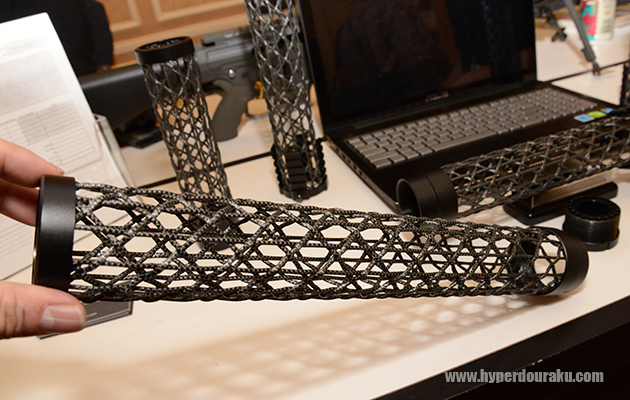 カーボンファイバー・ハンドガード