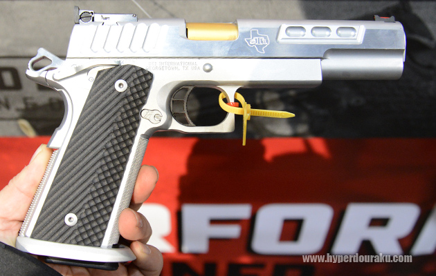 スライド側面にポートを開けず