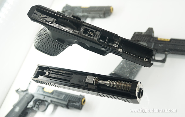 リコイルスプリング