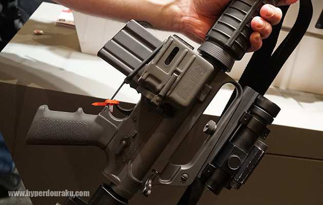 予備マガジンホルダー